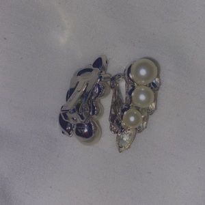 Eisenberg clip on earrings